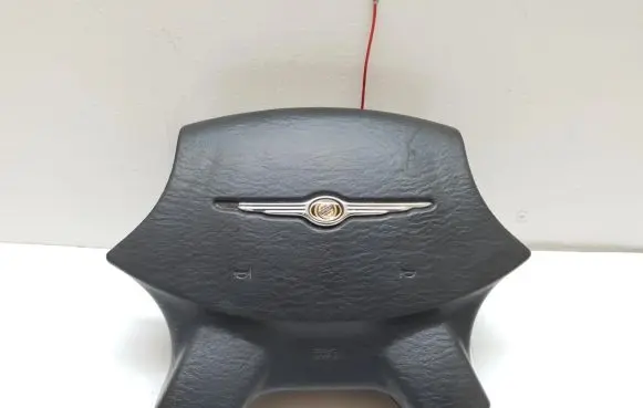 Chrysler Pacifica Steering wheel airbag P0YJ60XDVAD