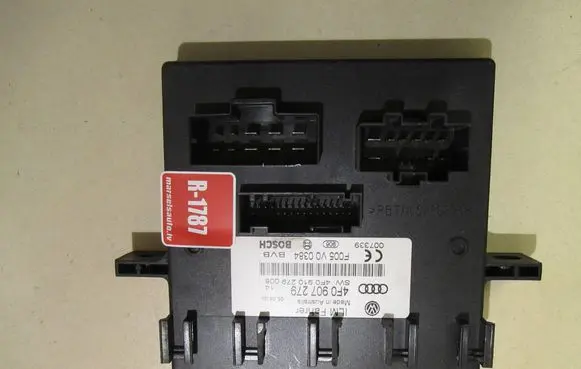 Audi A6 S6 C6 4F Comfort/convenience module 4F0907279 F005V00384 4F0910279