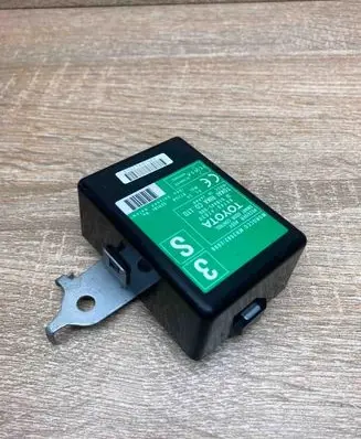 Toyota Prius (XW30) Door control unit/module 8974047030 61B445000