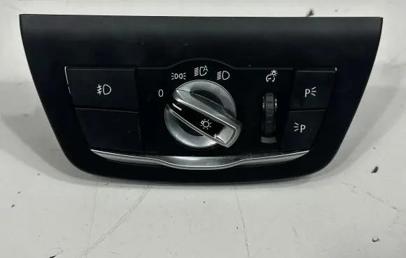 BMW X3 G01 Light switch 9472964 6995031