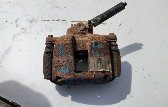 Peugeot 307 CC Front brake caliper 