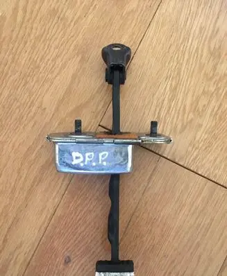 Hyundai Tucson TL Front door check strap stopper 79390-2E000