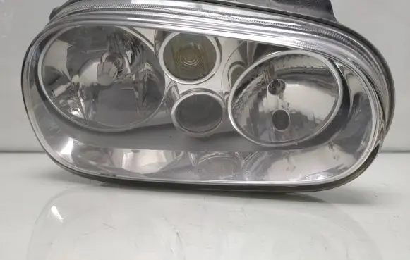 Volkswagen Golf IV Headlight/headlamp 1J1941018C