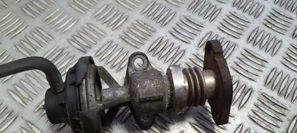 Volkswagen Caddy EGR valve 038131501AG