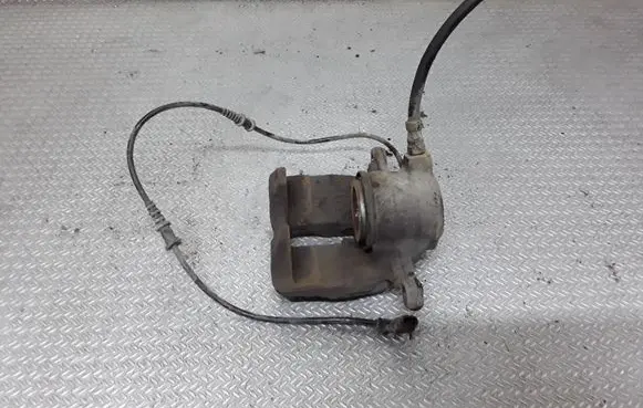 Mercedes-Benz C W203 Front brake caliper