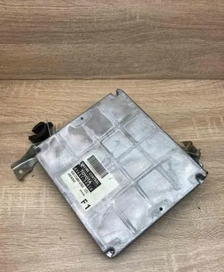 Toyota Corolla Verso AR10 Engine control unit/module ECU 896610F010 MB1758006463
