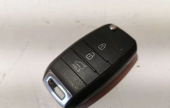 KIA Ceed Ignition key/card 0678