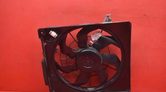 Hyundai i30 Electric radiator cooling fan