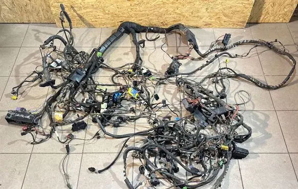 Volkswagen Caddy Engine installation wiring loom 1136421855 460002951423