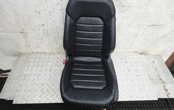 Volkswagen Atlas Front driver seat 5Q0959760B 5QN881105
