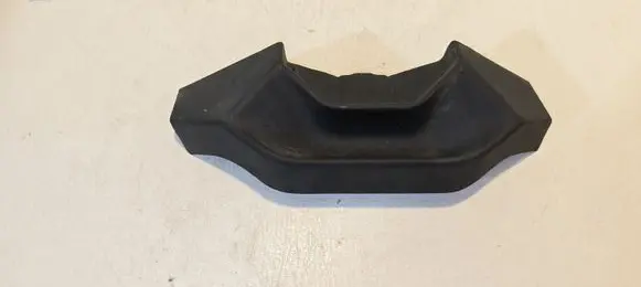 BMW 8 E31 Other engine bay part 17332839