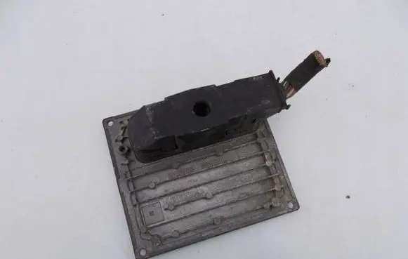Ford Fiesta Engine control unit/module ECU 6S6112A650NC