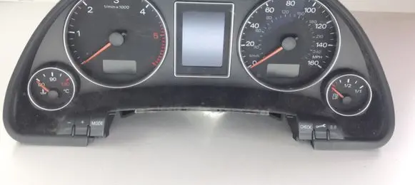 Audi A4 S4 B7 8E 8H Speedometer (instrument cluster) 8E0920951L