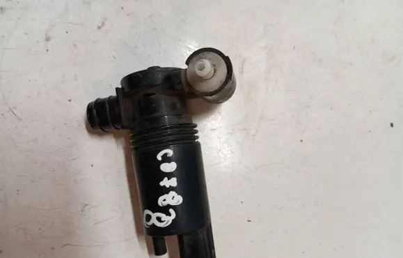 Volvo XC60 Windscreen/windshield washer pump 1007149