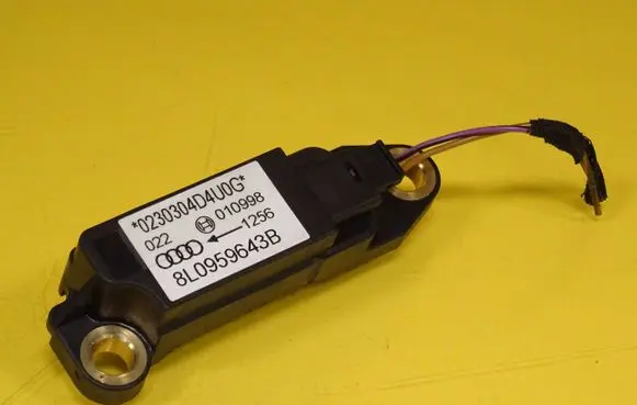 Audi A3 S3 8L Airbag deployment crash/impact sensor 8L0959643B