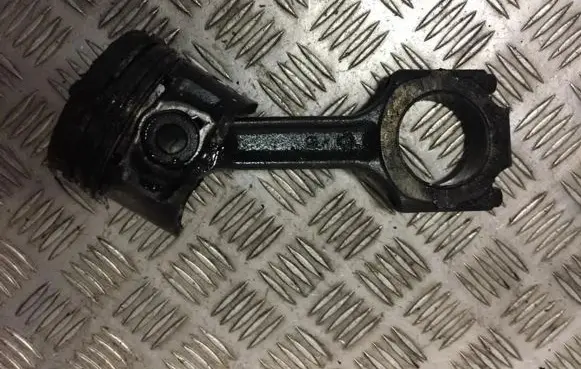 Fiat Bravo - Brava Piston with connecting rod