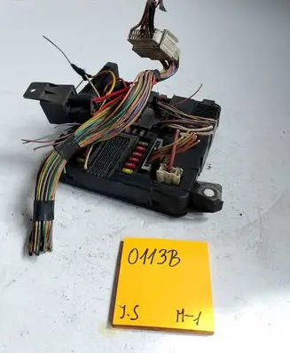 Renault Megane II Central body control module 589665565