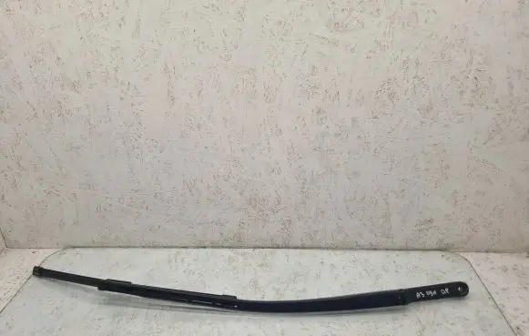 Audi A3 S3 8P Front wiper blade arm 8P1955408A