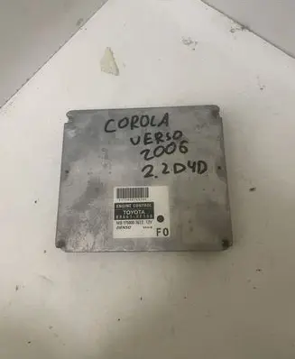 Toyota Corolla Verso E121 Engine control unit/module 896610F100