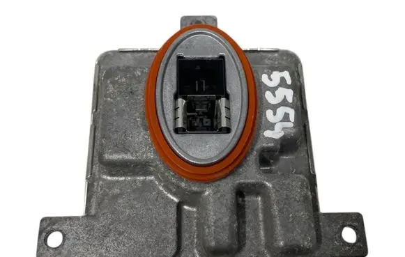 BMW 5 F10 F11 Headlight ballast module Xenon 7318327 731832704 W003T23171