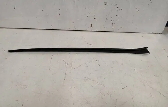 Volkswagen PASSAT B8 Windshield trim 3G0854327 3G0854327D5AP