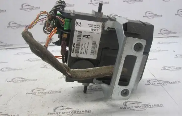 Volvo S60 Voice control module 