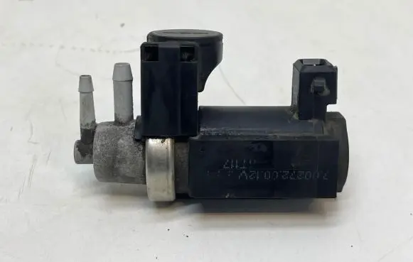 Hyundai i40 Vacuum valve 70027200 TT117