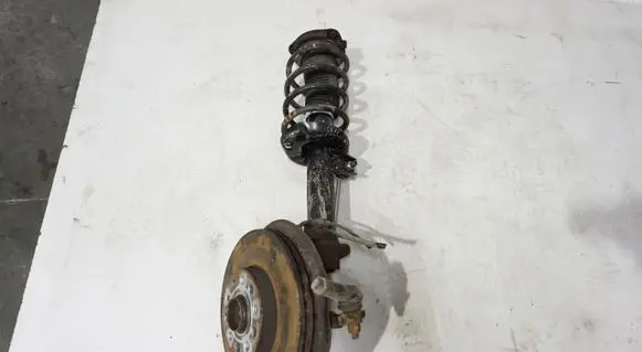 Skoda Octavia Mk2 (1Z) Front wheel hub spindle knuckle