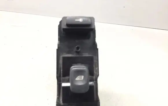 Volvo XC70 Electric window control switch 30658117