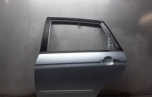 KIA Cerato Rear door