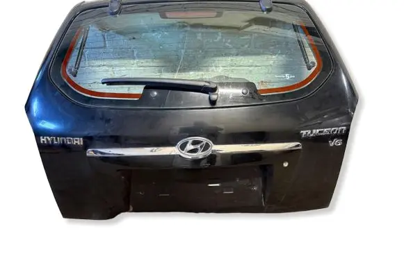 Hyundai Tucson JM Tailgate/trunk/boot lid 