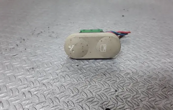 Opel Frontera A Sunroof switch 90439055