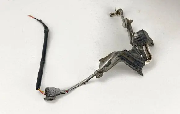 Mazda MX-5 ND Air suspension front height level sensor 59FJ71 00070