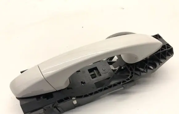Skoda Octavia Mk3 (5E) Rear door exterior handle