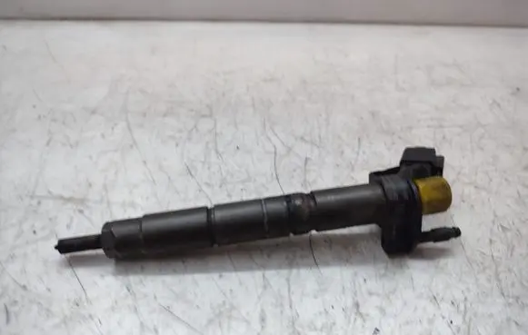 Mercedes-Benz GL X166 Fuel injector 0445116026