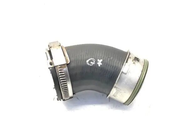 Audi Q7 4L Intercooler hose/pipe