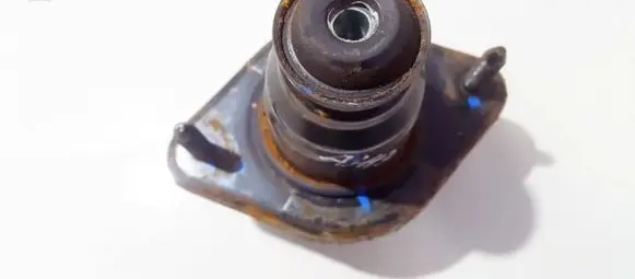 Honda CR-V Coil spring mount 