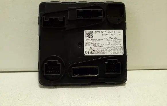 Audi e-tron Other control units/modules 8W1907064BH 8W1907064H 5DK01436602