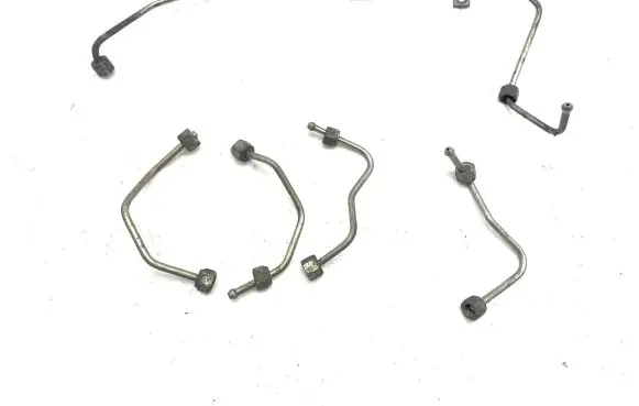 Renault Avantime Fuel injector supply line/pipe 