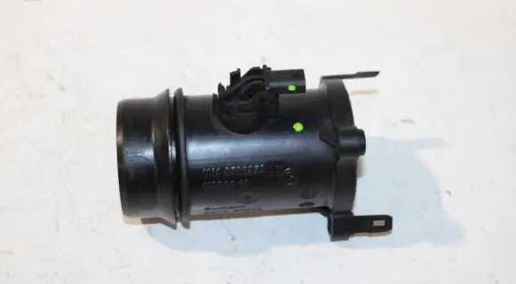 BMW 5 F10 F11 Mass air flow meter 8506359
