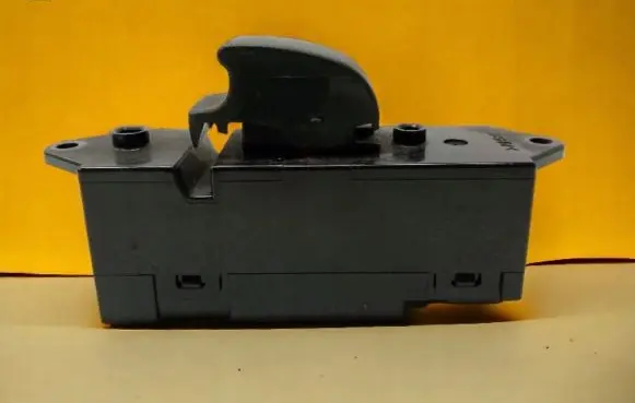 Mitsubishi Lancer Quarter vent window switch MR587880