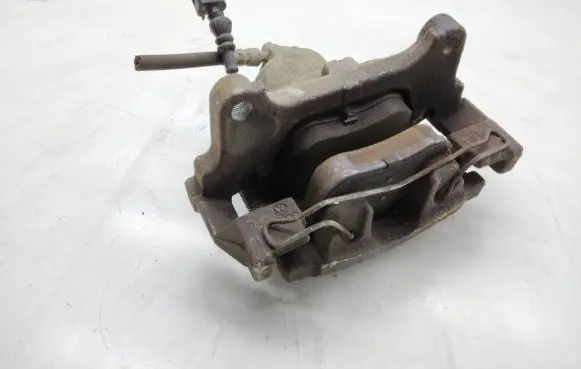 Volkswagen Tiguan Front brake caliper
