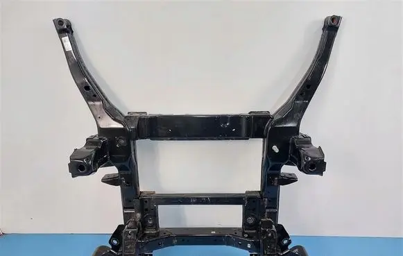 Ford Explorer Front subframe LB5C-5C145-BE