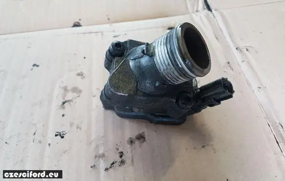 Volvo S80 Thermostat housing 