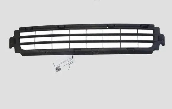 Volvo V50 Front bumper lower grill 30744911