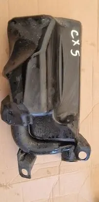 BMW 3 E90 E91 Intake resonator 7556678