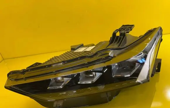 Citroen DS7 Crossback Headlight/headlamp 9848997280