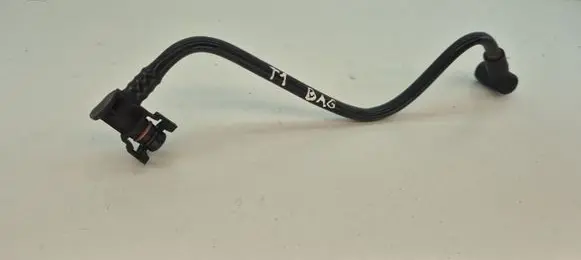 Volkswagen Touran I Vacuum line/pipe/hose 03C103558