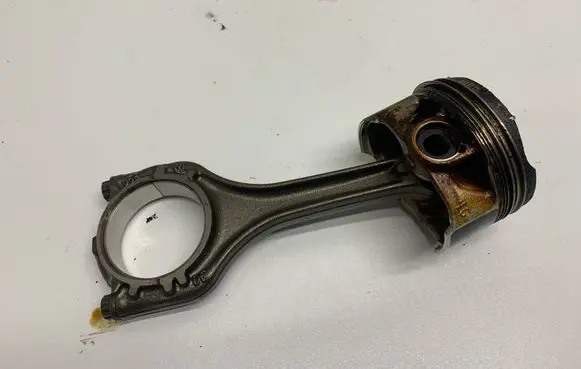 Skoda Karoq Piston with connecting rod DADA