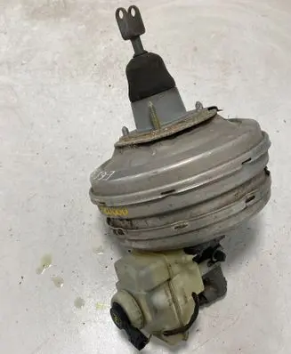 BMW 7 E65 E66 Brake booster 6753817